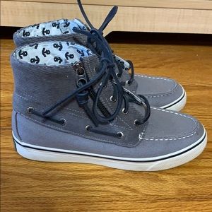 High top Sperrys